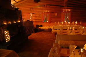 Romantische Waldhütte